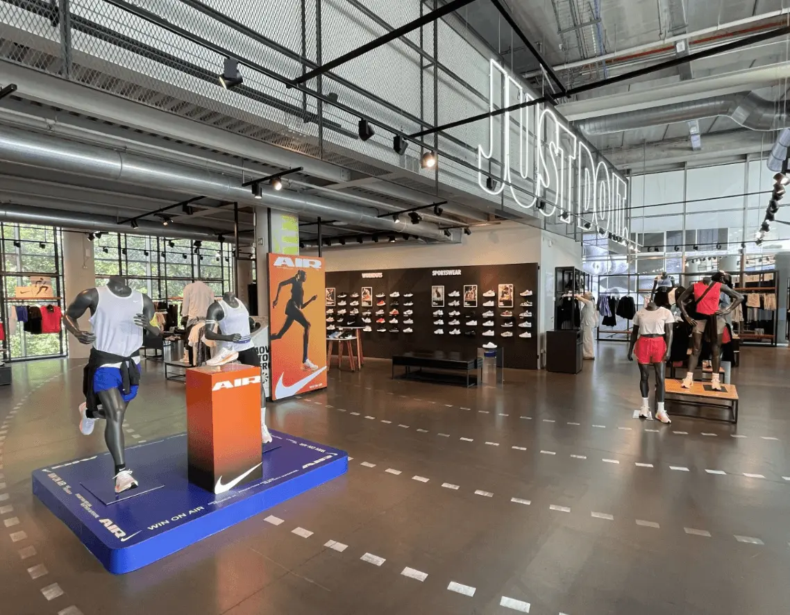 Nike Store 1