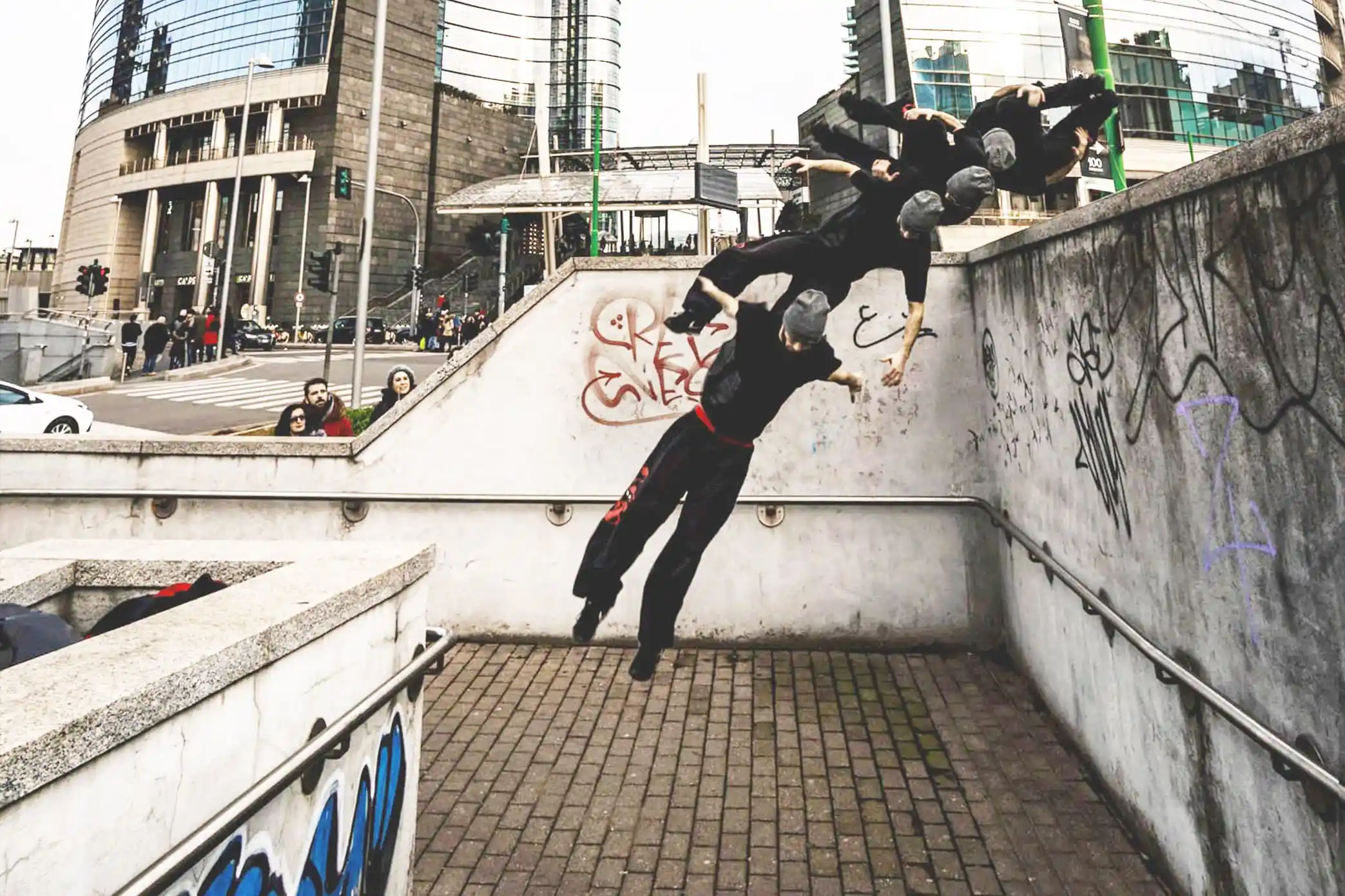 foto di Non serve scalare un grattacielo per essere il king del kong