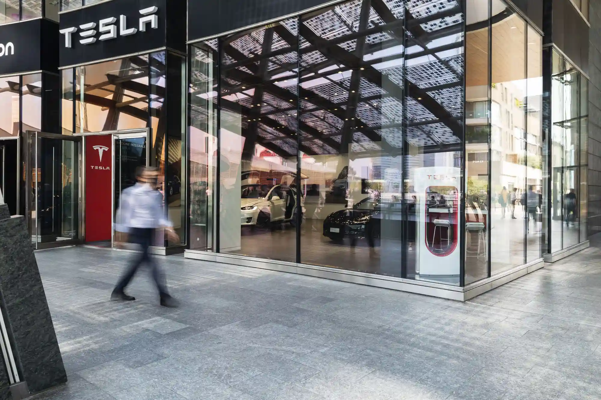 Tesla 2