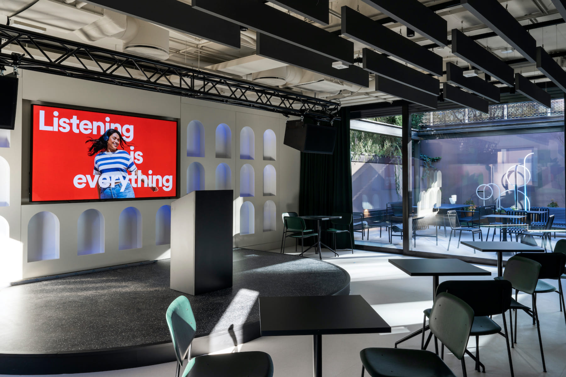 “Casa Spotify” è arrivata in Portanuova