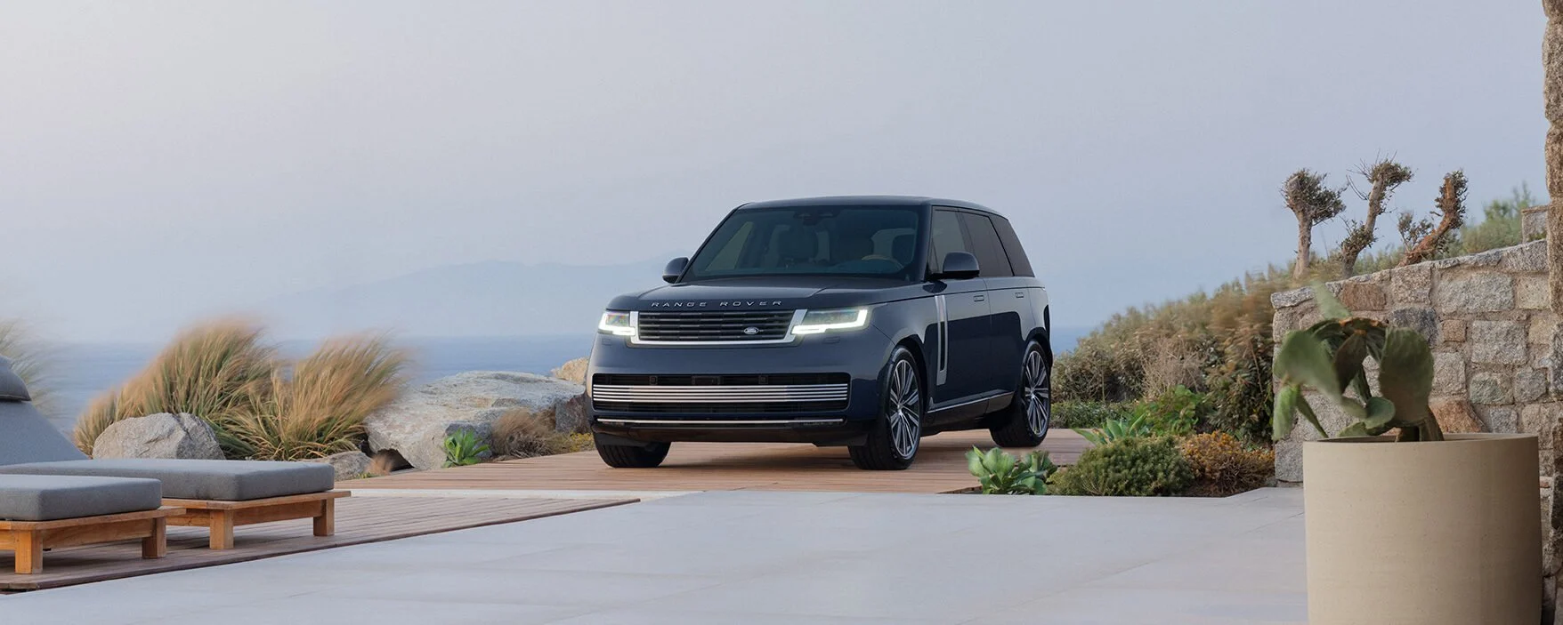 photo of DISCOVER THE RANGE ROVER POP-UP IN PORTANUOVA